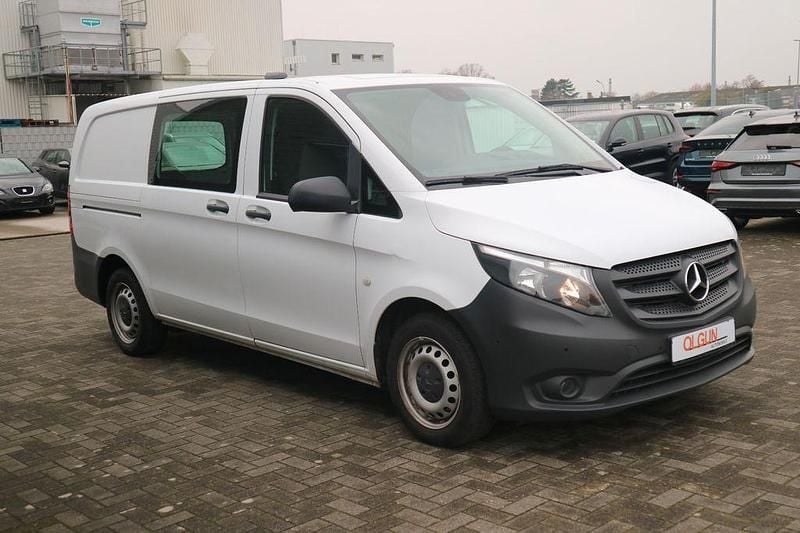 Second-hand Mercedes Vito 136 CP (100 kW) 2019 Alb Van