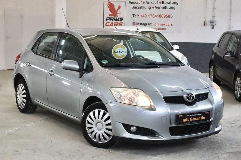 Gebraucht Toyota Auris Team 124 PS (91 kW) 2008 Silber Limousine