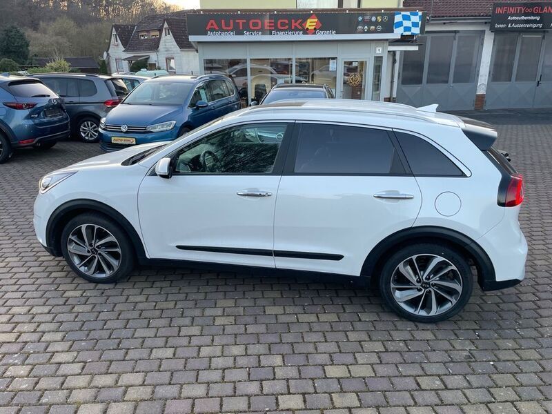 (swp) snow white pearl Gebraucht 2018 Kia Niro Spirit SUV | 18.500 € (Fairer Preis) - Bild 1/4