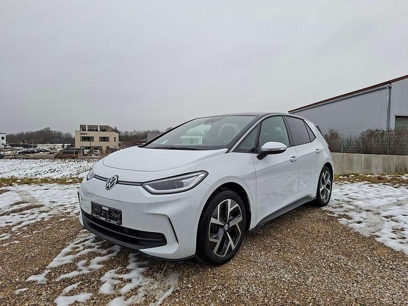 Gebraucht VW ID.3 Pro 150 kW (204 PS) 2024 Weiß Kleinwagen