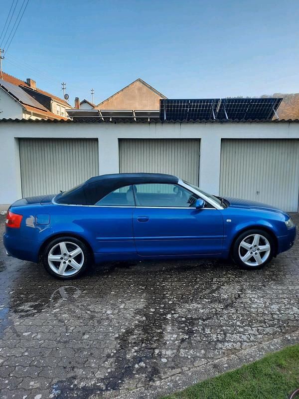 Gebraucht Audi A4 Cabriolet 170 PS (125 kW) 2002 Blau Cabrio