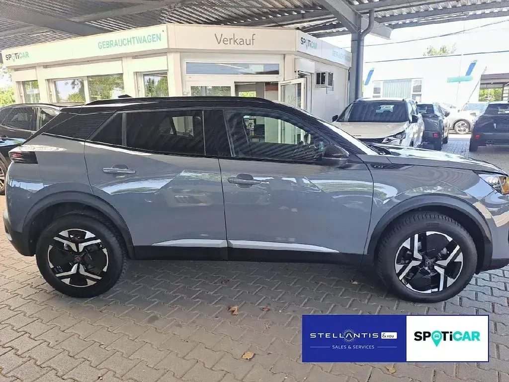Gebraucht Peugeot 2008 GT 131 PS (96 kW) 2024 Grau SUV