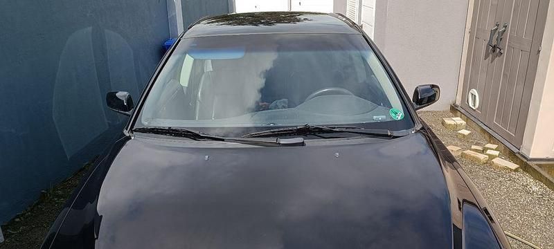 Schwarz Gebraucht 2003 Volvo S60 Limousine | 5.850 € (Teuer) - Bild 1/4