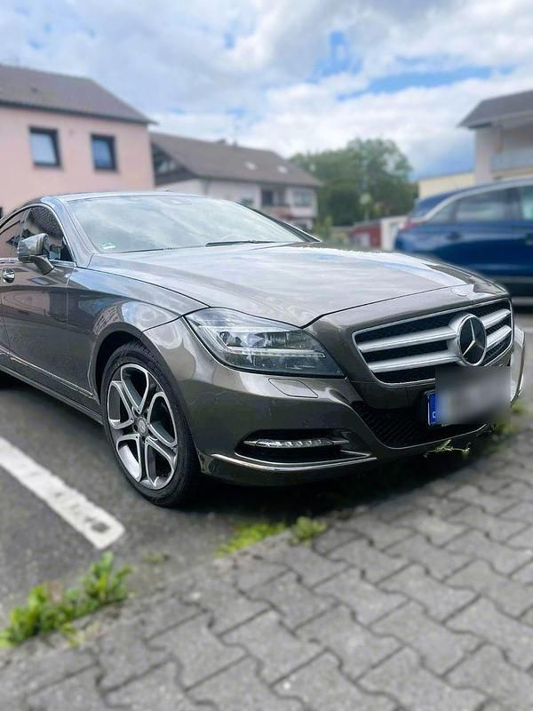 Beige Gebraucht 2012 Mercedes CLS350 Coupé | 12.300 € (Fairer Preis) - Bild 1/4