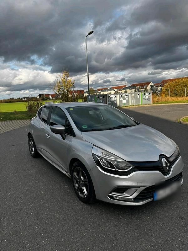 Gebraucht 2017 Renault Clio IV GT-Line Limousine | 8.600 € - Bild 1/4