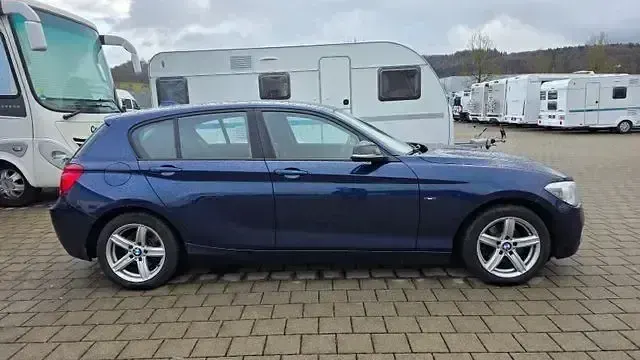 Gebraucht BMW 118 Sport Line 143 PS (105 kW) 2012 Blau Kleinwagen