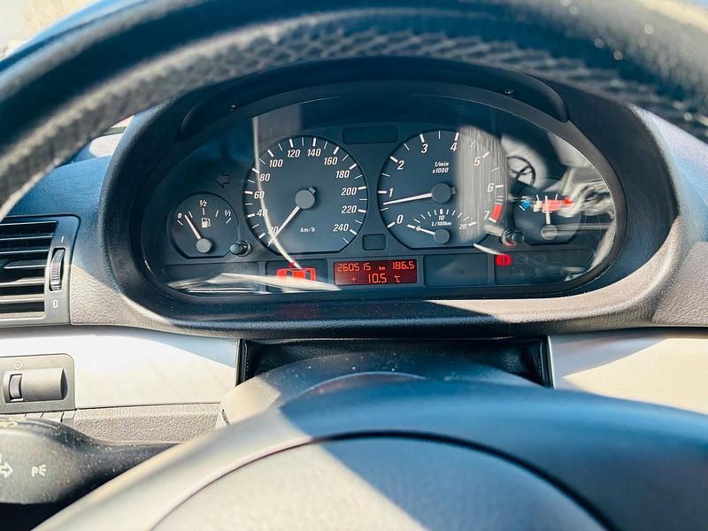 Gebraucht BMW 318 Cabriolet Basis 143 PS (105 kW) 2003 Cabrio