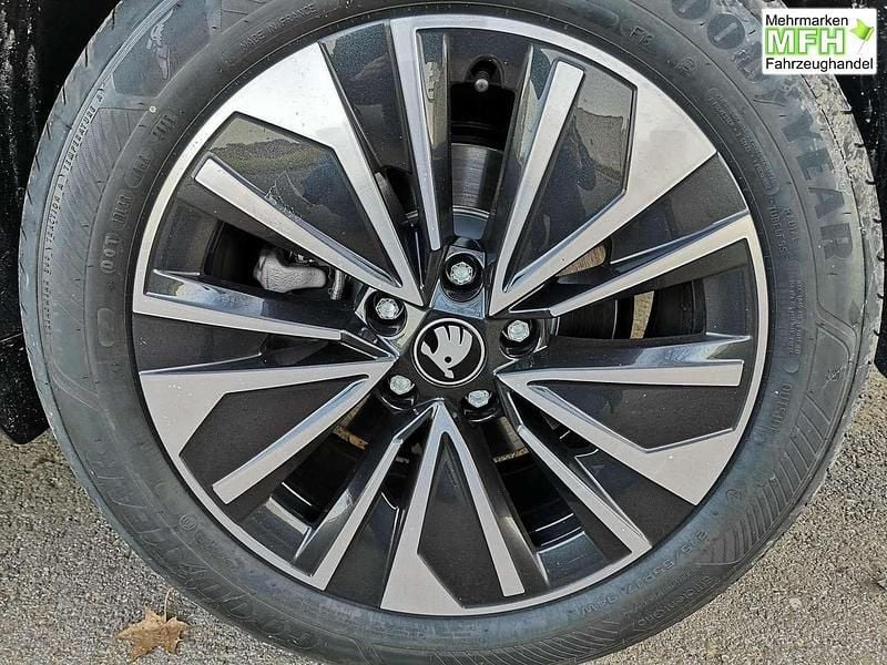 Neu Skoda Superb Selection 193 PS (141 kW) 2025 Purewhite Kombi
