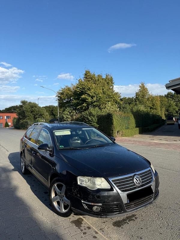 Schwarz Gebraucht 2008 VW Passat Kombi | 2.200 € (Superpreis) - Bild 1/4