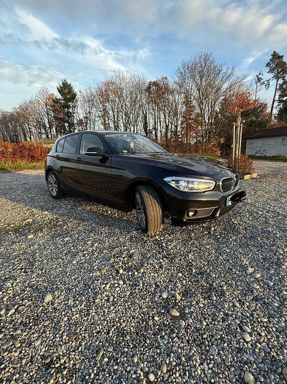 Schwarz Gebraucht 2019 BMW 116 Advantage Kleinwagen | 11.700 € (Guter Preis) - Bild 1/4
