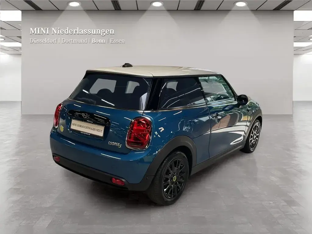 Gebraucht Mini Cooper SE 135 kW (184 PS) 2022 Blau Kleinwagen
