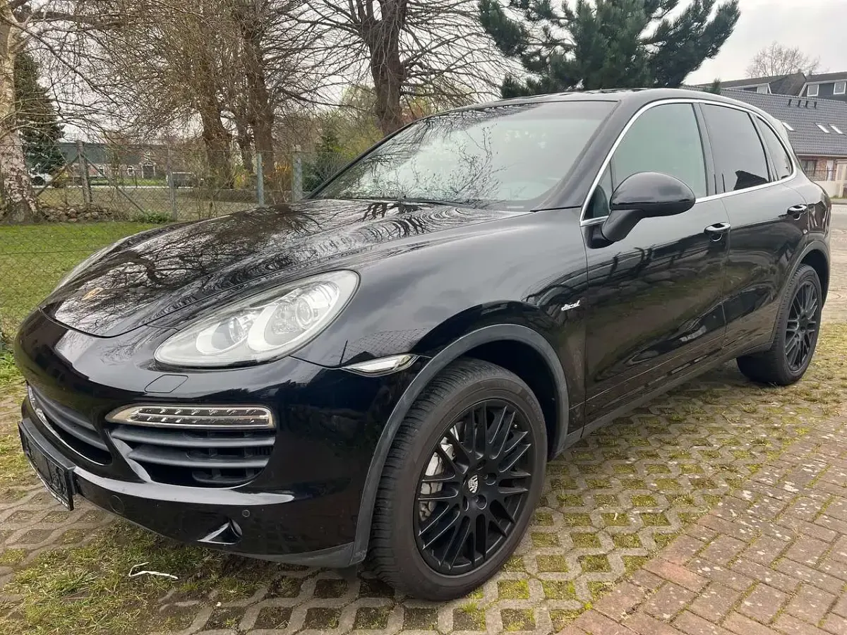 Gebraucht Porsche Cayenne S Diesel 382 PS (280 kW) 2013 Tiefschwarzmetallic SUV