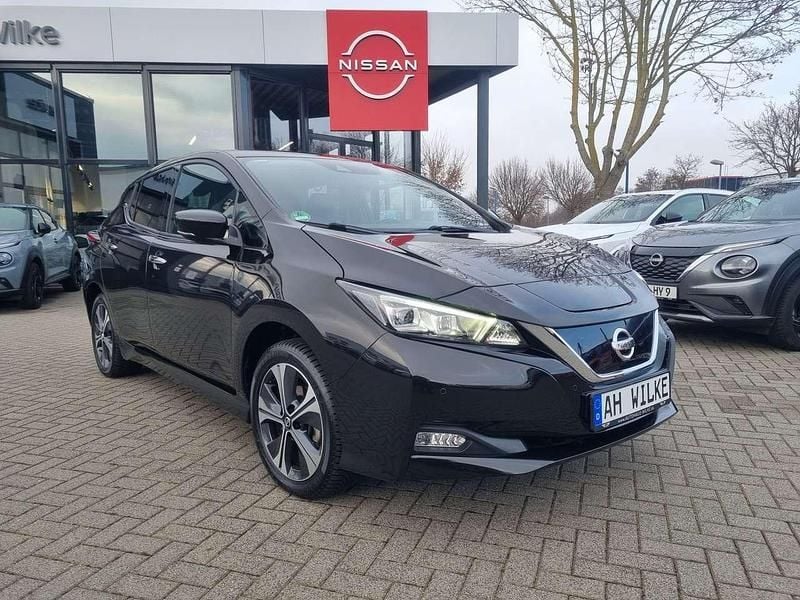Gebraucht Nissan Leaf Tekna 160 kW (218 PS) 2021 Schwarz Kleinwagen