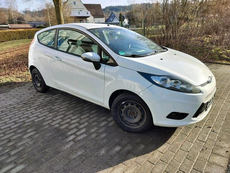 Gebraucht Ford Fiesta 82 PS (60 kW) 2010 Kleinwagen