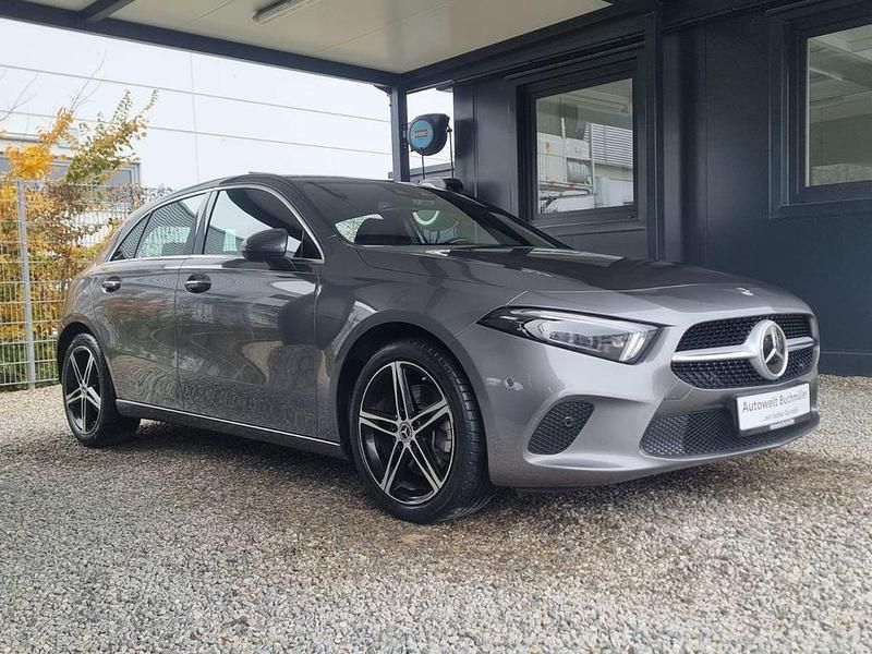 Gebraucht Mercedes A220 190 PS (139 kW) 2021 Grau Limousine