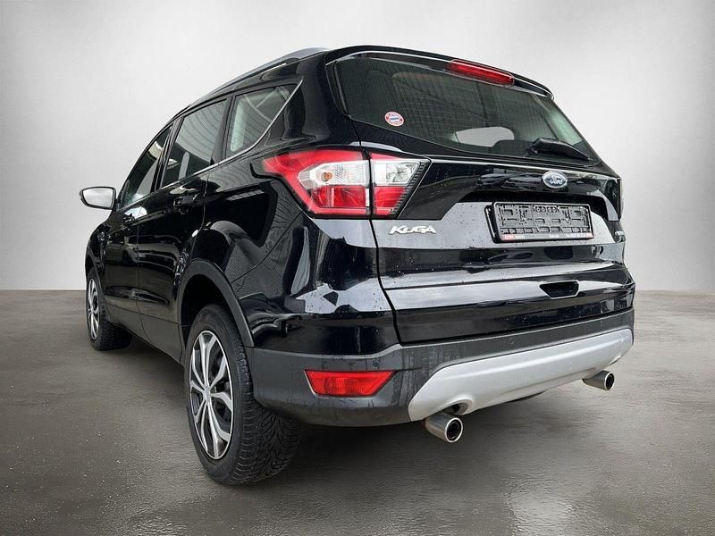 Gebraucht Ford Kuga Cool & Connect 150 PS (110 kW) 2017 Schwarz SUV