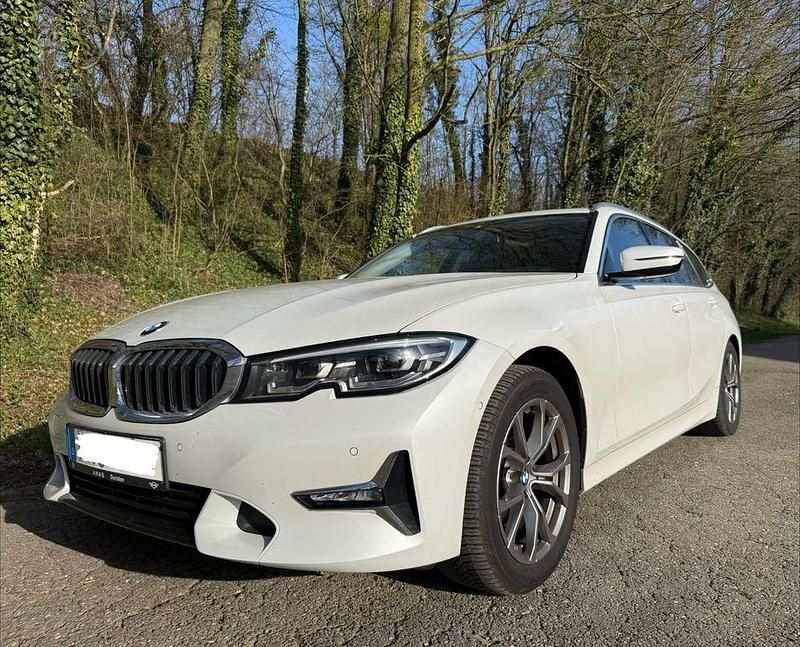 Gebraucht BMW 320 Luxury Line 184 PS (135 kW) 2020 Weiß Kombi