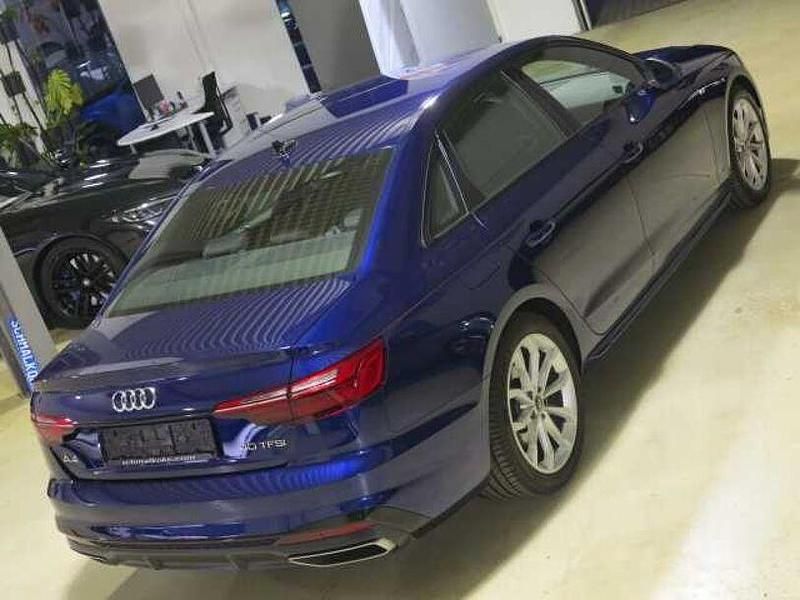 Gebraucht Audi A4 S-Line 204 PS (150 kW) 2022 Navarra blue Limousine