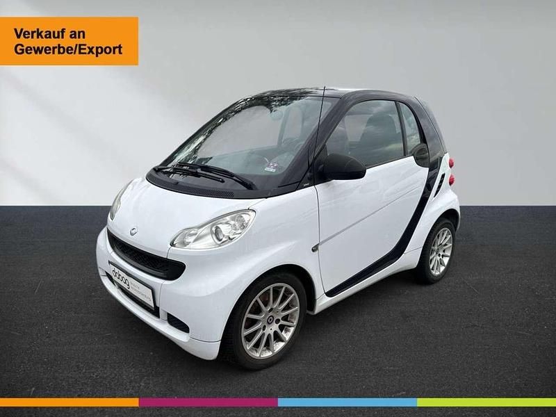 Weiß Gebraucht 2010 Smart ForTwo Coupé Passion Coupé | 2.990 € (Guter Preis) - Bild 1/4