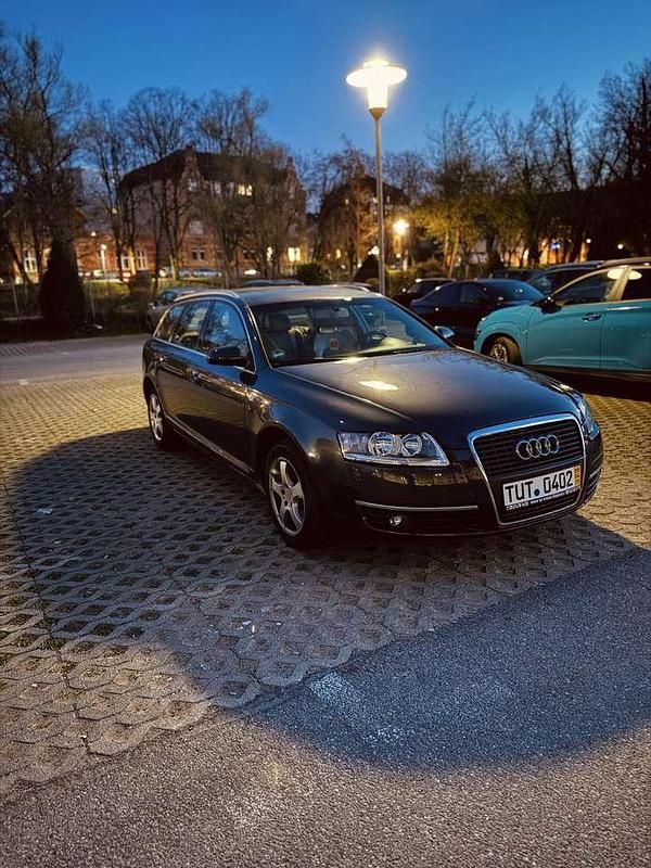 Grau Gebraucht 2006 Audi A6 Sport Kombi | 2.600 € (Guter Preis) - Bild 1/4
