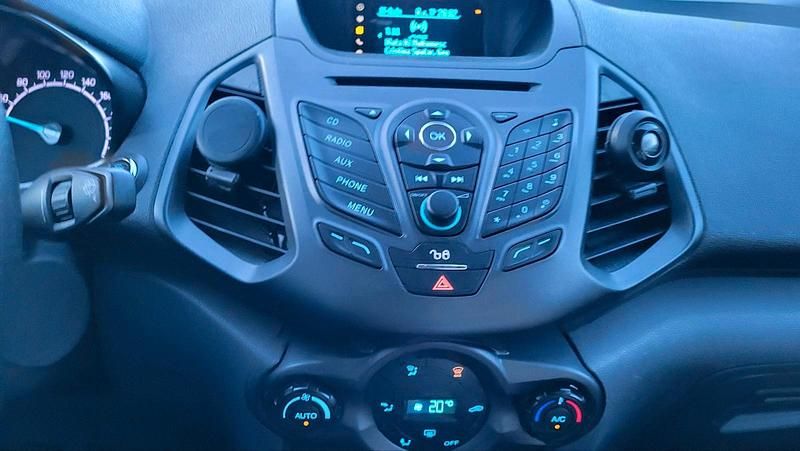 Gebraucht Ford Ecosport 125 PS (91 kW) 2014 Orange SUV