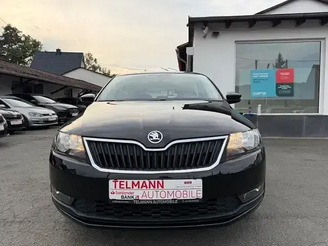 Gebraucht Skoda Rapid Cool Edition 95 PS (69 kW) 2018 Cerna magic/black magic Kleinwagen