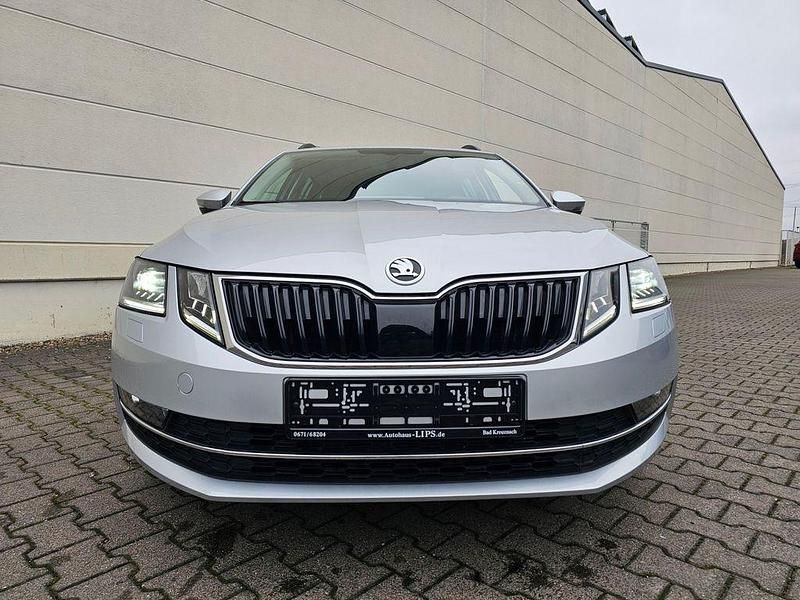 Second-hand Skoda Octavia Style 150 CP (110 kW) 2020 Argintiu Break