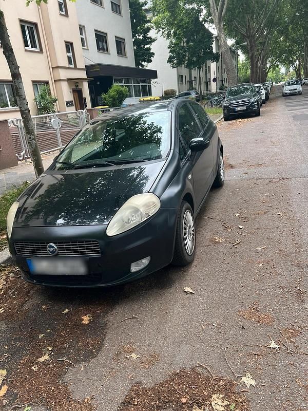 Schwarz Gebraucht 2005 Fiat Grande Punto Kleinwagen | 1.550 € (Fairer Preis) - Bild 1/4