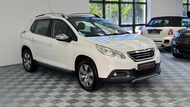 Weiß Gebraucht 2015 Peugeot 2008 Allure SUV | 8.888 € - Bild 1/4
