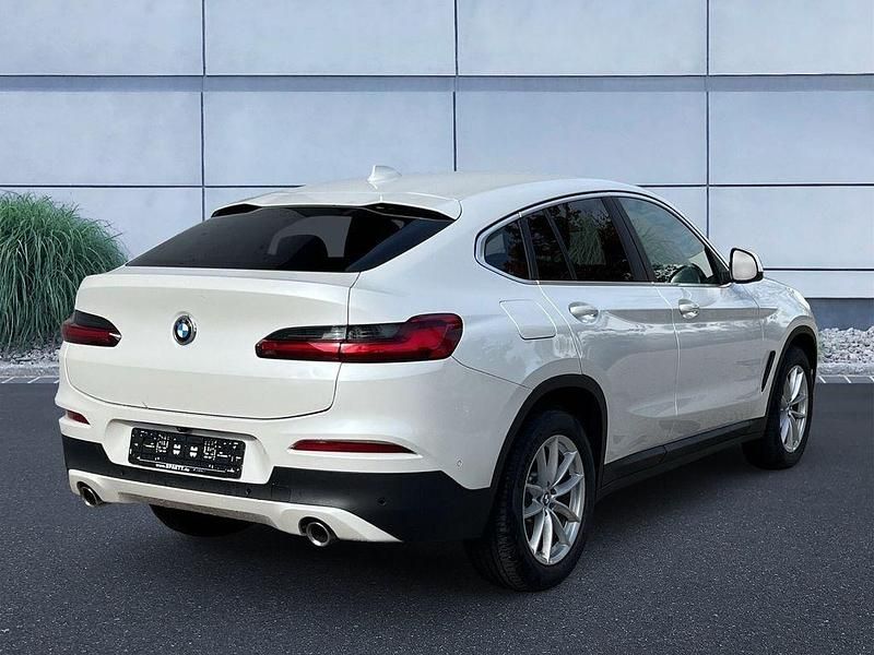 Gebraucht BMW X4 Advantage 190 PS (139 kW) 2021 Mineralweiß SUV