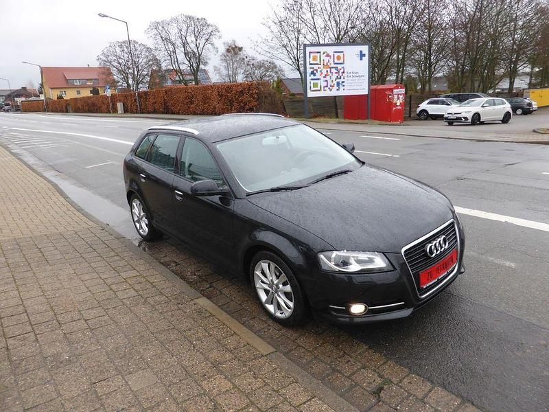 Gebraucht Audi A3 Ambition 140 PS (102 kW) 2010 Schwarz Limousine