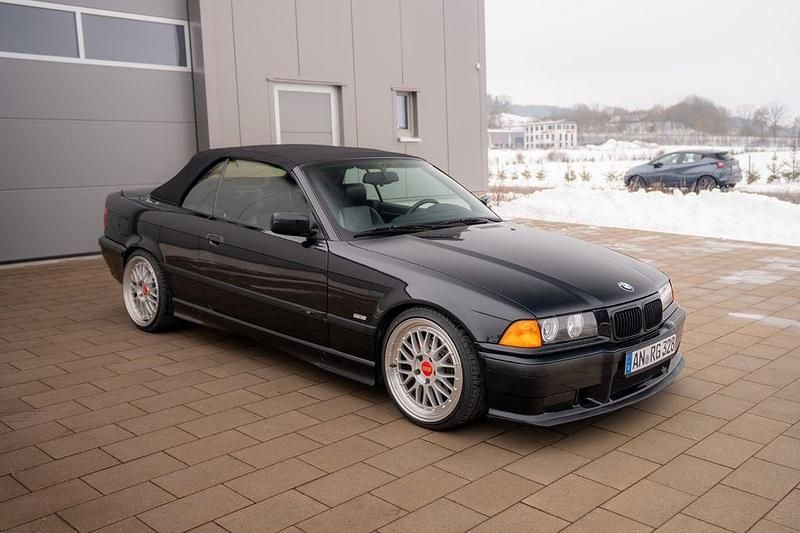 Gebraucht BMW 328 Cabriolet Performance 193 PS (141 kW) 1998 Schwarz Cabrio