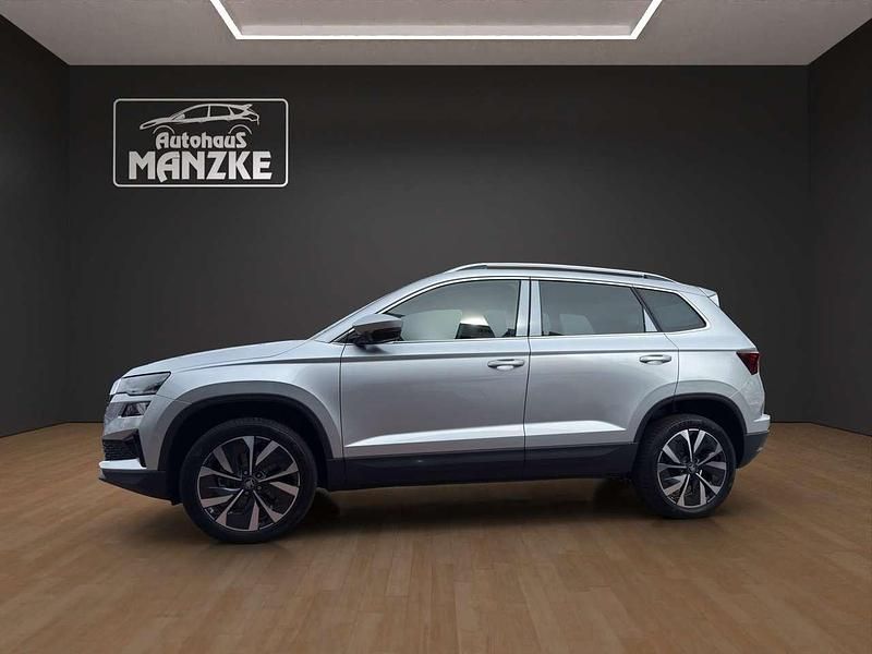 Neu Skoda Karoq Selection 150 PS (110 kW) 2025 Brilliantsilber metallic SUV