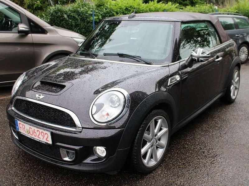 Eisschokolade (b49) Gebraucht 2014 Mini Cooper S Cabriolet Cabrio | 12.900 € (Etwas zu teuer) - Bild 1/4