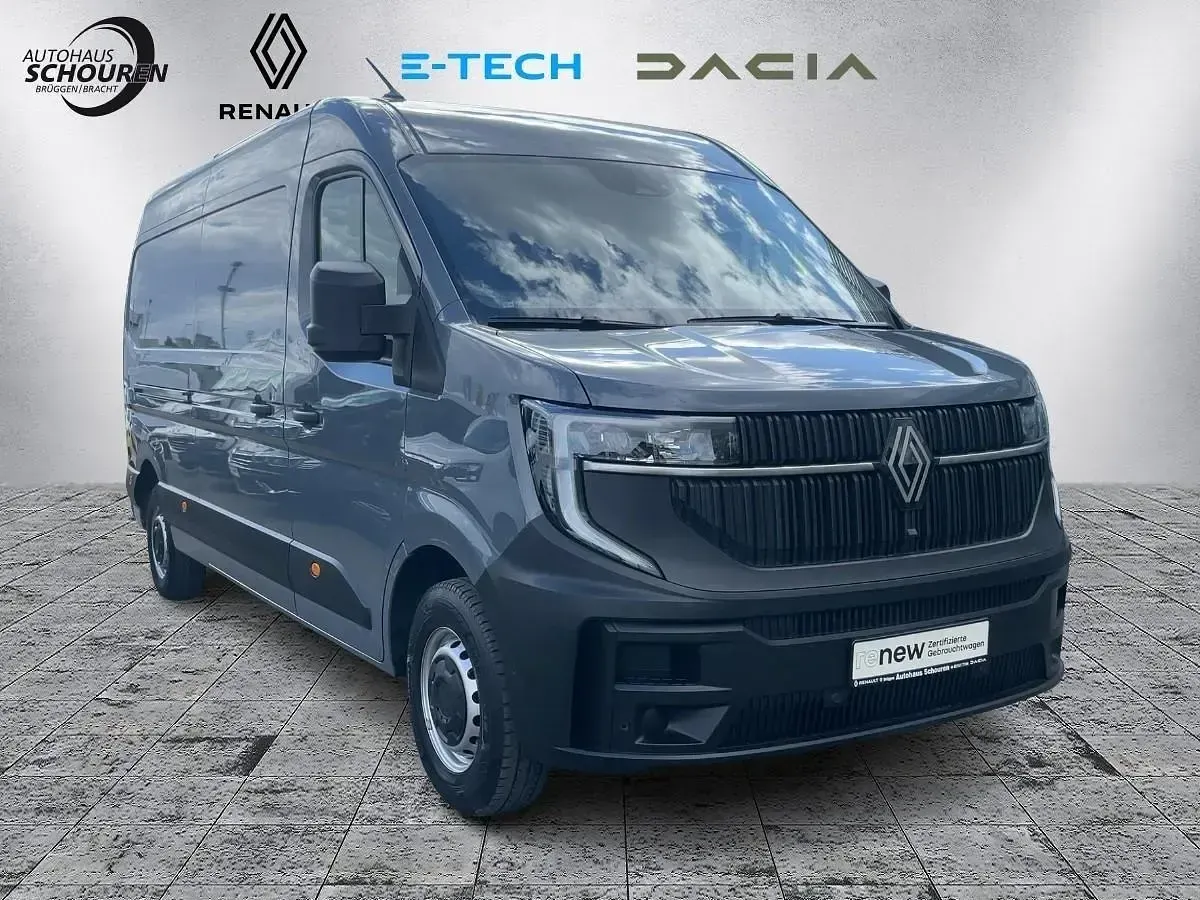 Usata Renault Master 150 CV (110 kW) 2025 Grigio Monovolume