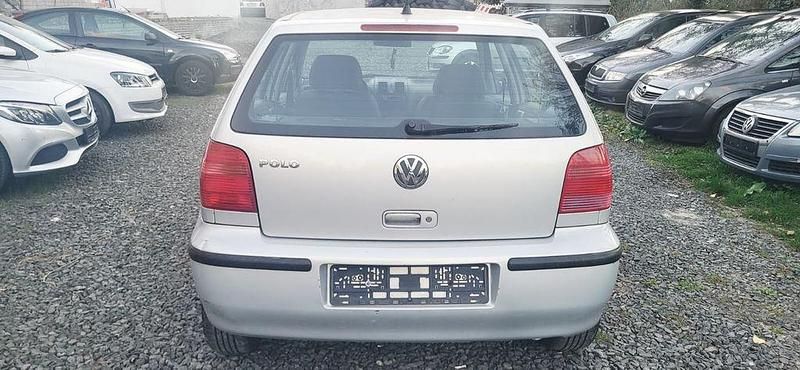 Gebraucht VW Polo 60 PS (44 kW) 2000 Silber Kleinwagen