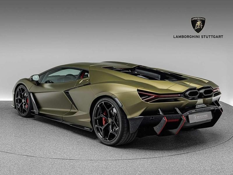 Usata Lamborghini Revuelto 1016 CV (747 kW) 2024 Verde Coupé