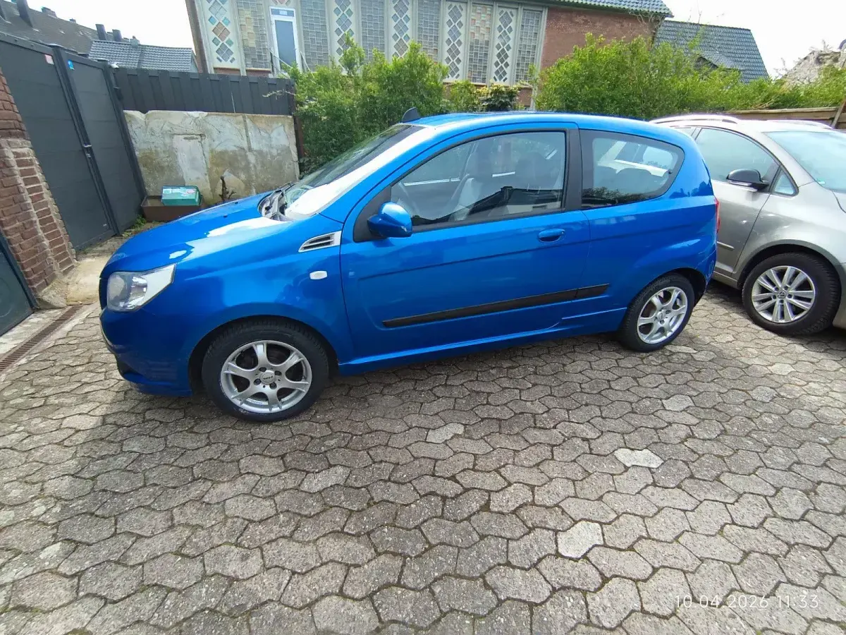 Gebraucht Chevrolet Aveo LS 84 PS (61 kW) 2009 Blau Kleinwagen
