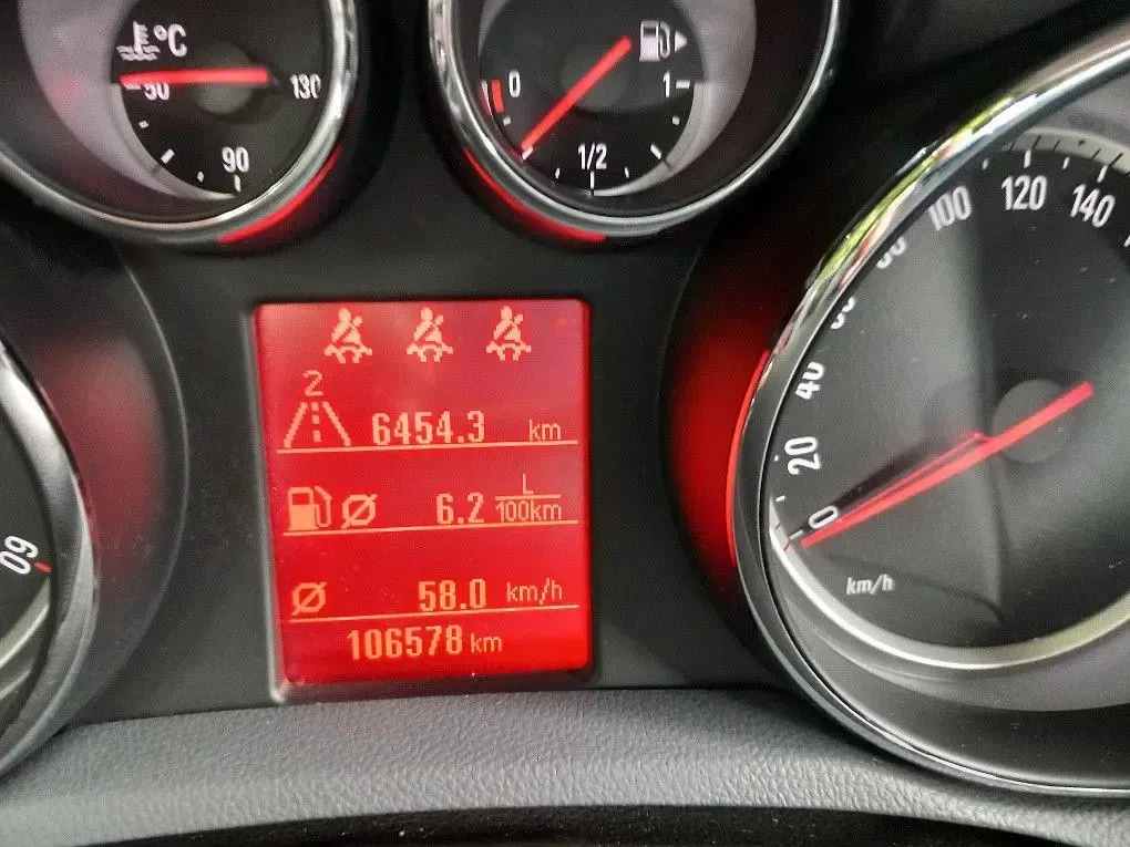 Gebraucht Opel Mokka X Innovation 136 PS (100 kW) 2016 Rot SUV