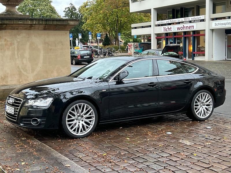 Second-hand Audi A7 245 CP (180 kW) 2013 Negru Hatchback