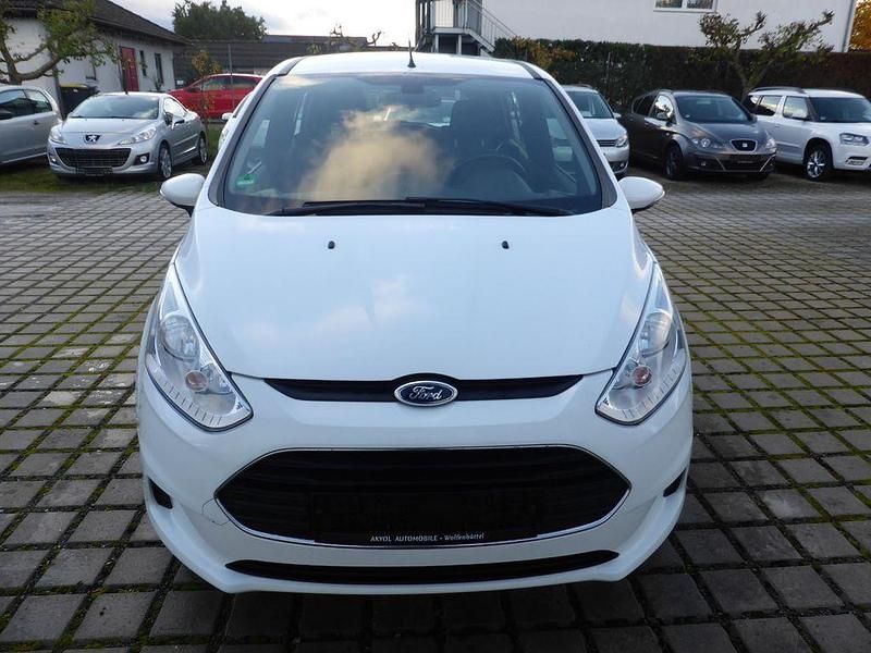 Gebraucht Ford B-MAX Trend 101 PS (74 kW) 2013 Weiß Van / Kleinbus