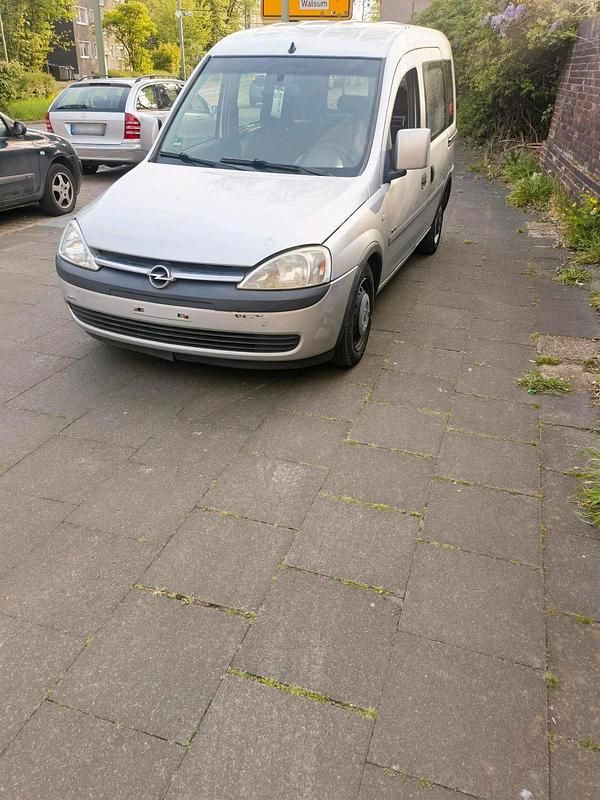 Second-hand Opel Combo 65 CP (47 kW) 2003 Gri Monovolum