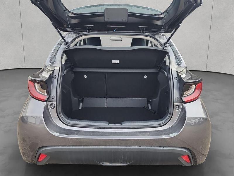 Gebraucht Mazda 2 Center-Line 92 PS (67 kW) 2025 Grau Kleinwagen