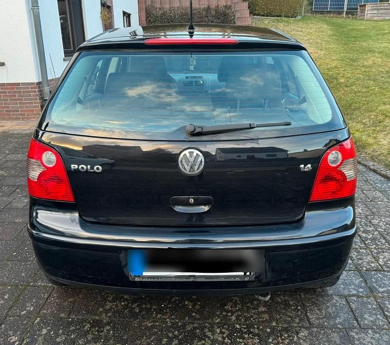 Gebraucht VW Polo Cricket 75 PS (55 kW) 2004 Schwarz Kleinwagen