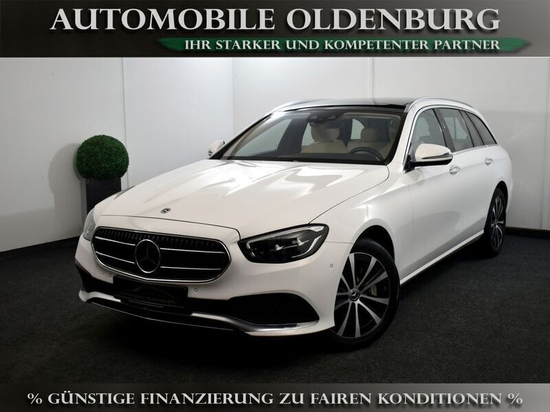 Weiß Gebraucht 2021 Mercedes E300 Avantgarde Limousine | 30.700 € (Guter Preis) - Bild 1/3