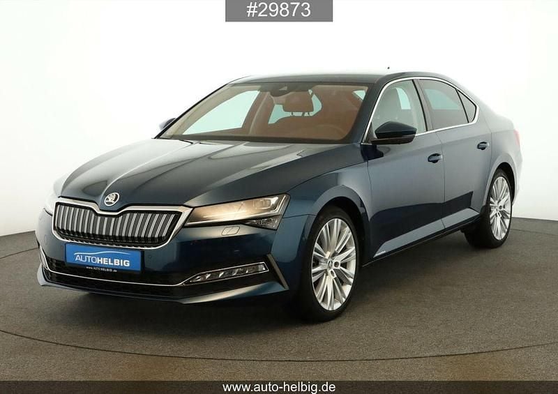 Gebraucht Skoda Superb Style 218 PS (160 kW) 2022 Blau Limousine