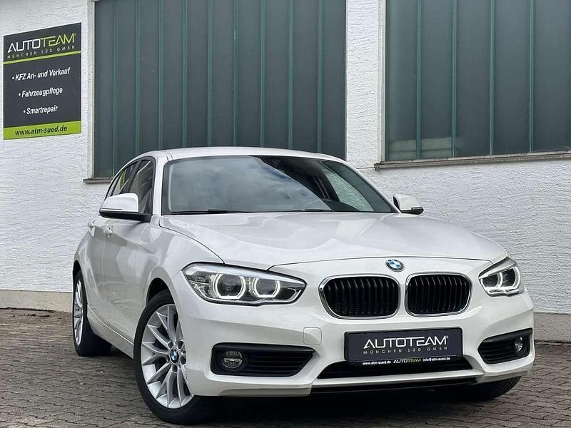 Alpinweiss iii Gebraucht 2018 BMW 118 Kleinwagen | 16.999 € (Fairer Preis) - Bild 1/4