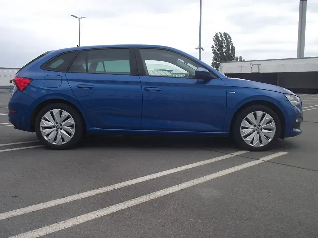 Gebraucht Skoda Scala Ambition 116 PS (85 kW) 2020 Blau Kleinwagen