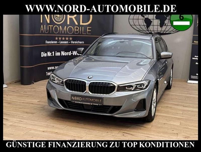 Grau Gebraucht 2023 BMW 318 Sport Line Kombi | 26.890 € (Fairer Preis) - Bild 1/3