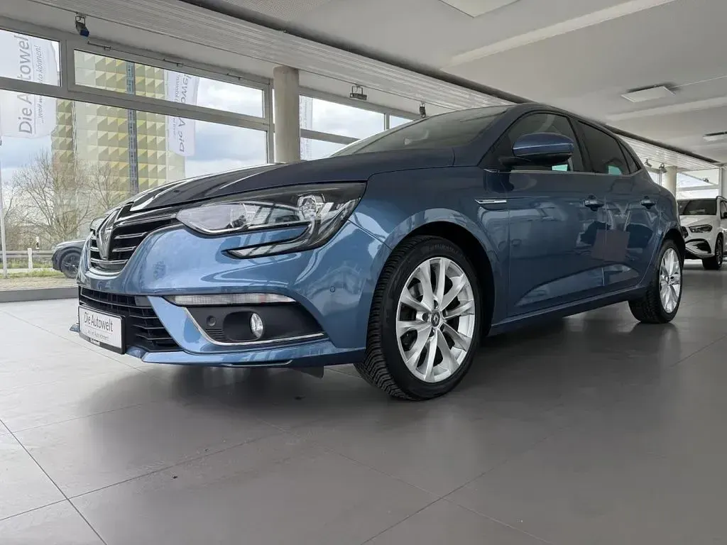 Gebraucht Renault Mégane Intens 132 PS (97 kW) 2016 Blau Limousine